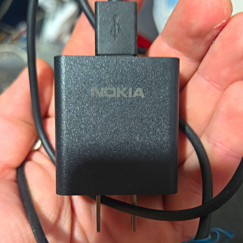 Nokia 100u caricabatteria - nokia, ac-100u
